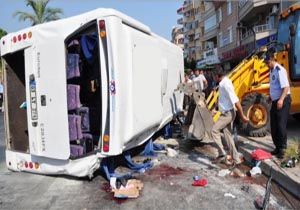 Turist Tayan Minibste Can Pazar